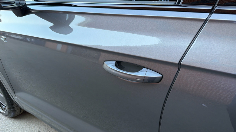 Volkswagen Touareg 3.0 V6 TDI 4Motion 286 Black Edition 5dr Tip Auto Diesel Estate